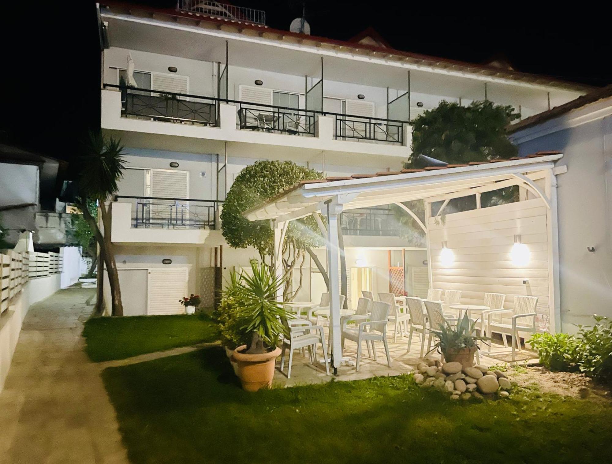 Thalassa Garden Studios Pefkochori Ngoại thất bức ảnh