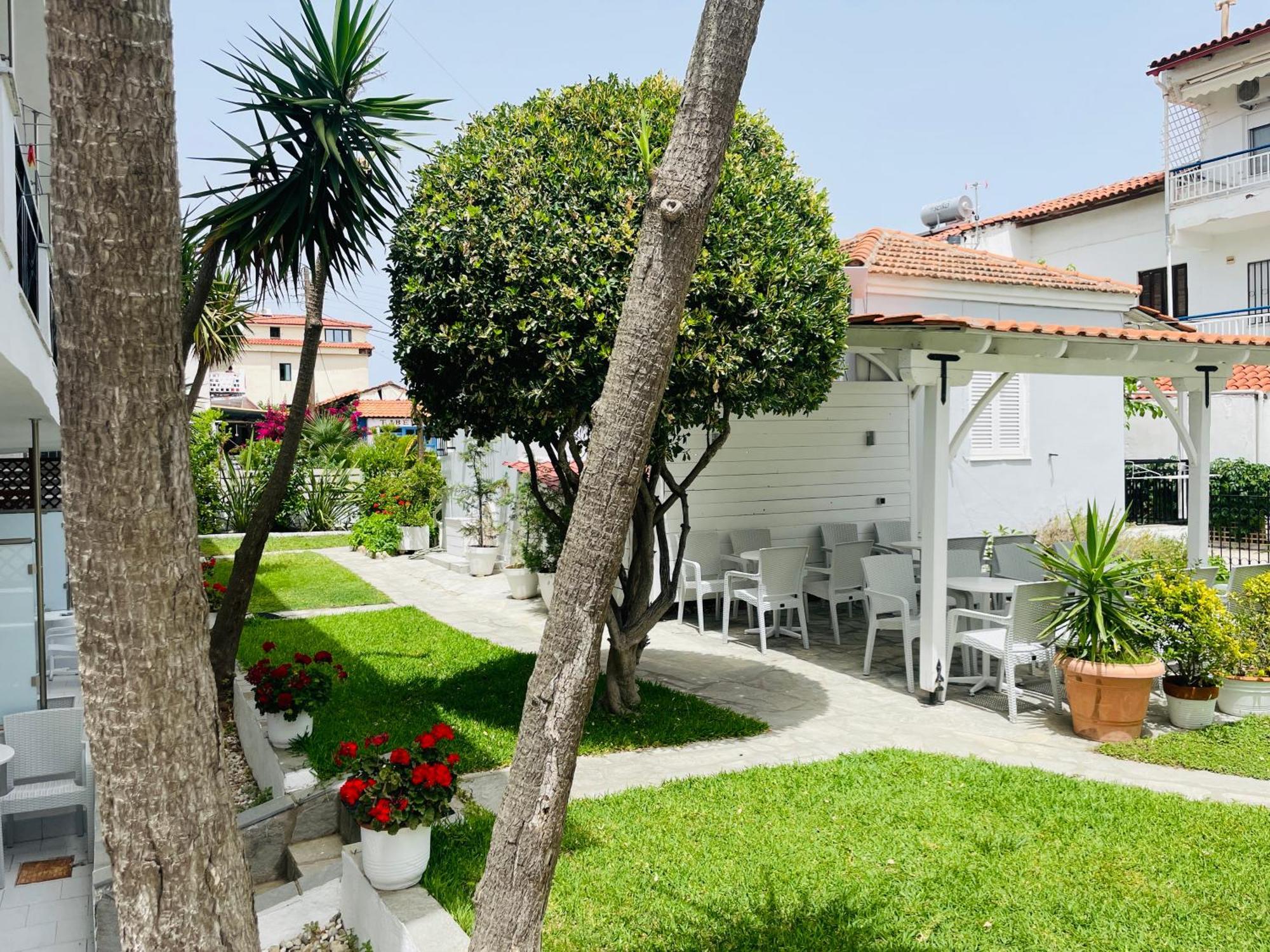 Thalassa Garden Studios Pefkochori Ngoại thất bức ảnh