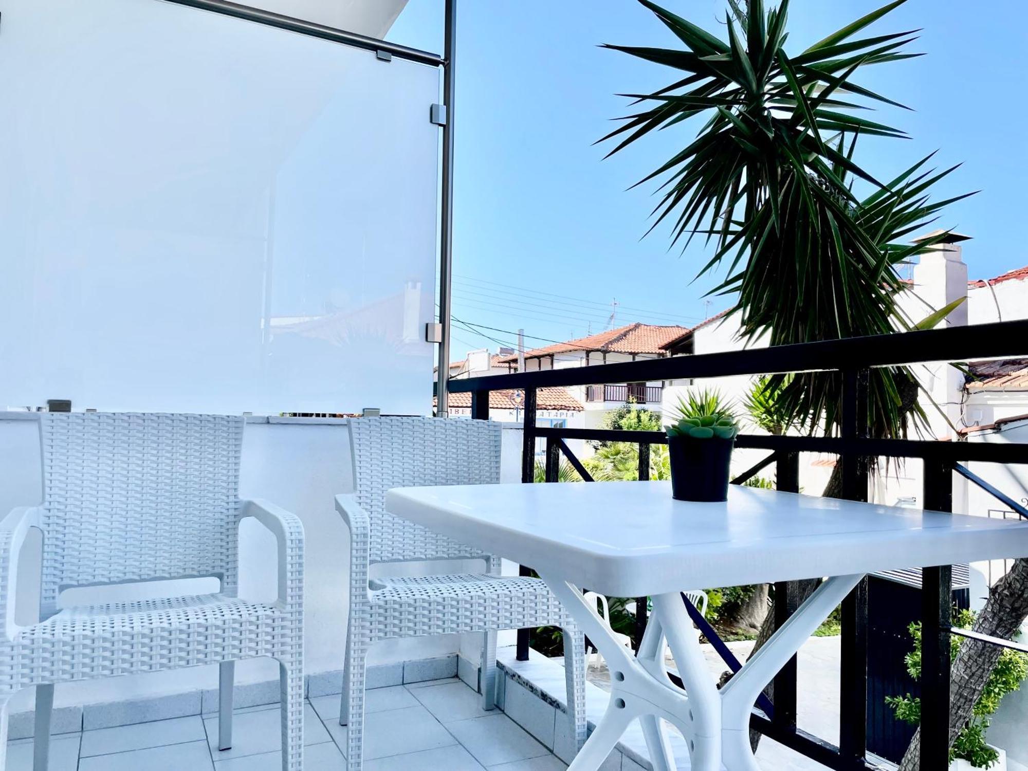 Thalassa Garden Studios Pefkochori Ngoại thất bức ảnh